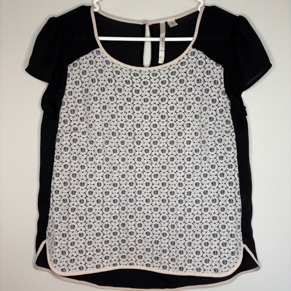 LAUREN CONRAD Lace Blouse Medium Black Cream Cap Sleeve Keyhole - Picture 1 of 5
